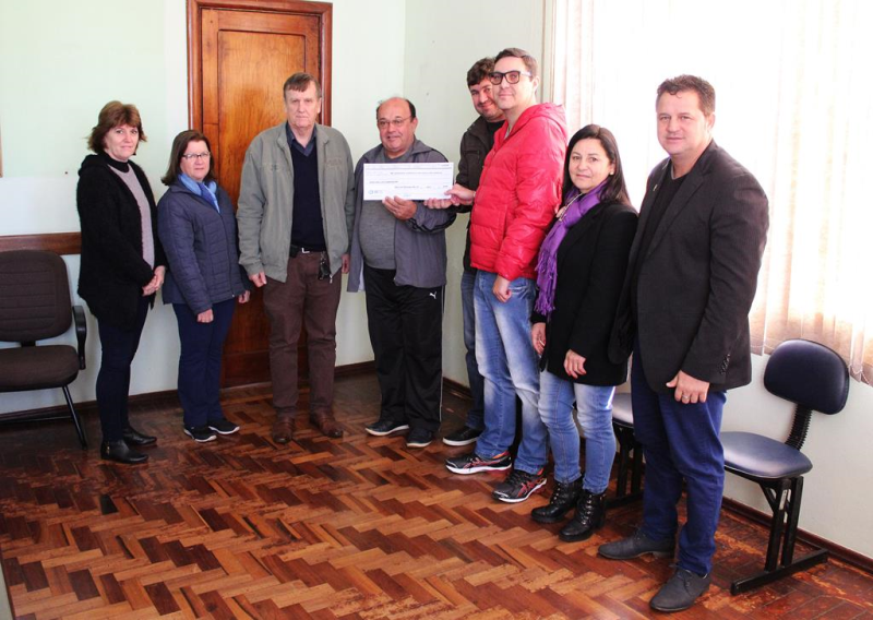 BR Tic realiza doação para a APAE de São Luiz Gonzaga